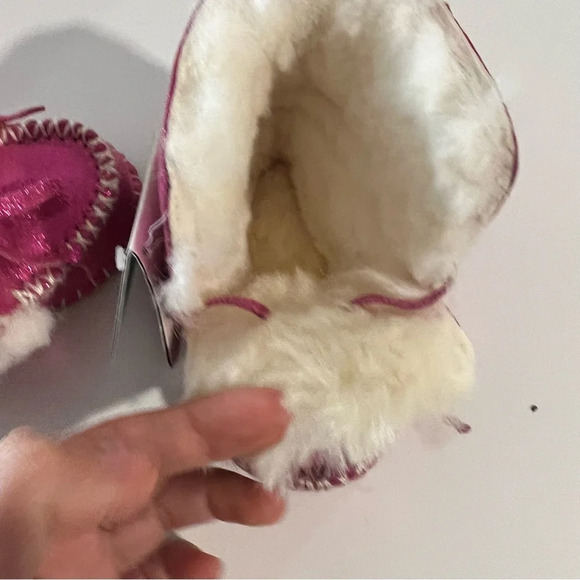 Lamo Baby-Girl's Moc Moccasin, Pink Glitter, Infant - Picture 6 of 9